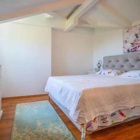 Holiday home Nika By Interhome